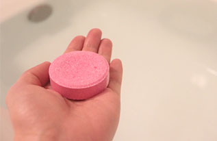 エコキュートの寿命が短くなってしまう3つの原因 機器に適さない入浴剤の使用