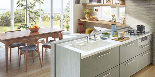 TOTOのシステムキッチンで多様な楽しみ方を