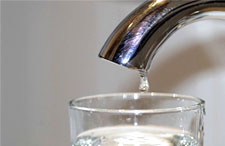 お湯も水も出ないことがある